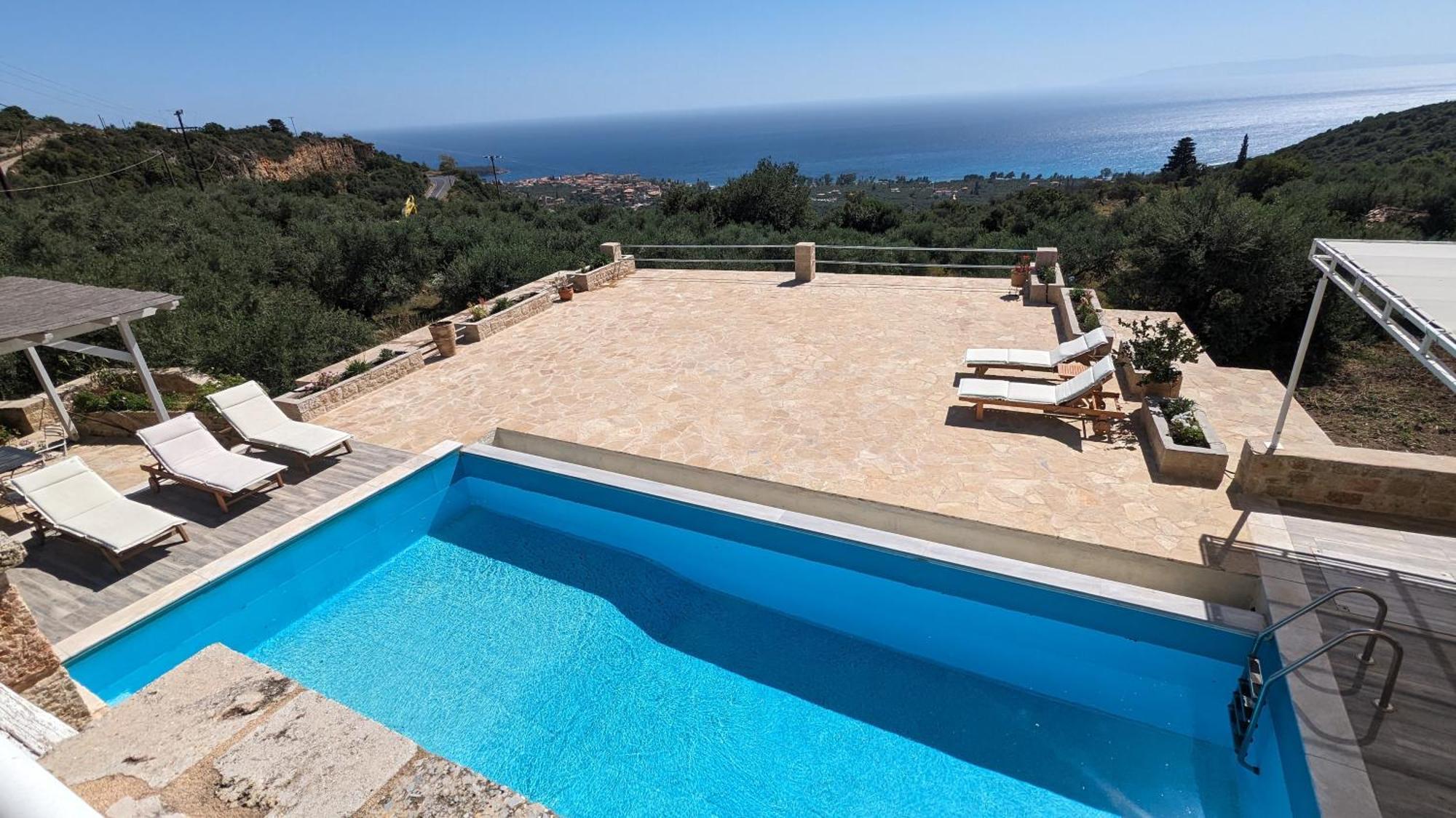 Magnificent, Authentic Private Villa And The Guest House カルダミリ エクステリア 写真
